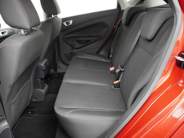 Ford FIESTA 1.0 Style Ultimate - Navigatie - Lichtmetalen velgen - Trekhaak - Cruise Control