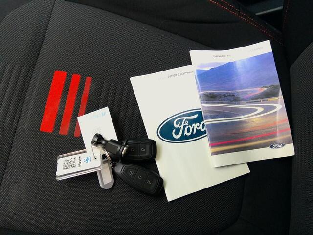 Ford FIESTA 125pk EcoB Hybrid ST-Line X Navi Winter Parking pack Matrix LED Koplampen B&O Dealeronderhouden