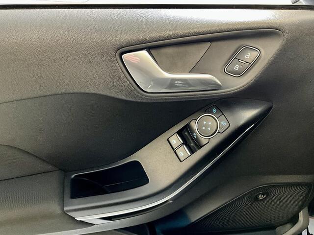 Ford FIESTA 1.0 EcoBoost Titanium ** RIJKLAARPRIJS **