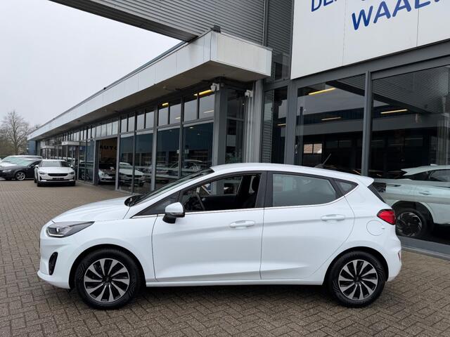 Ford FIESTA 1.0 ECOB.HY. TITANIUM 125 PK NAVI AIRCO PDC