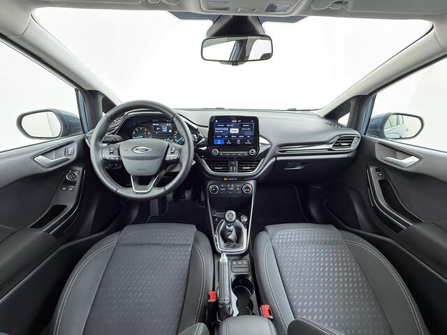 Ford FIESTA 1.0T 126PK Titanium Apple Carplay Android Navi LM Airco Cruise Control Stoelverwarming Apps Voorruitverwarming Wifi Mistlampen Chroompack TCS Led Lmv Lane Assist Isofix TCS EAB Hill-Start-Assist Ford-Pass-Connect LED