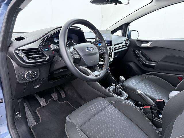 Ford FIESTA 1.0T 126PK Titanium Apple Carplay Android Navi LM Airco Cruise Control Stoelverwarming Apps Voorruitverwarming Wifi Mistlampen Chroompack TCS Led Lmv Lane Assist Isofix TCS EAB Hill-Start-Assist Ford-Pass-Connect LED