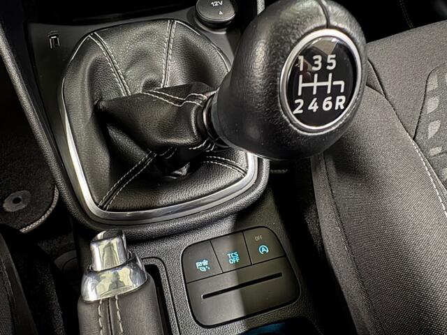 Ford FIESTA 1.0 Ecob Hybrid 135pk Titanium Navigatie PDC Apple Android