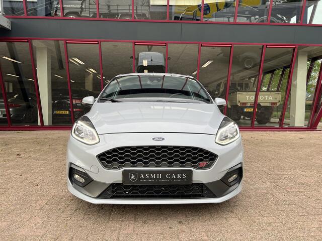 Ford FIESTA 1.5 EcoBoost ST-3 | Performance | Recaro | B&O | Navi | PDC | Stuur/Stoelverw. |
