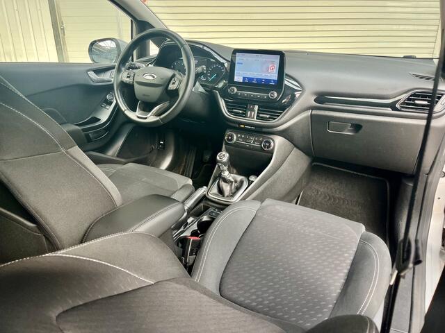 Ford FIESTA 1.0 EcoBoost Titanium NIEUWE DISTRIBUTIE! Rijklaarprijs!