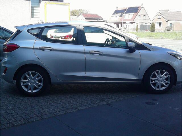 Ford FIESTA 1.0 EcoBoost Connected Staat in De Krim