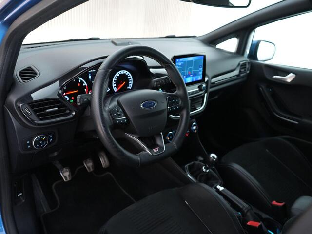 Ford FIESTA ST-3 1.5 200pk |B&O|blind spot|Apple Carplay|parkeercamera|winterpack|LED-koplampen|18-lichtmetalen velgen|