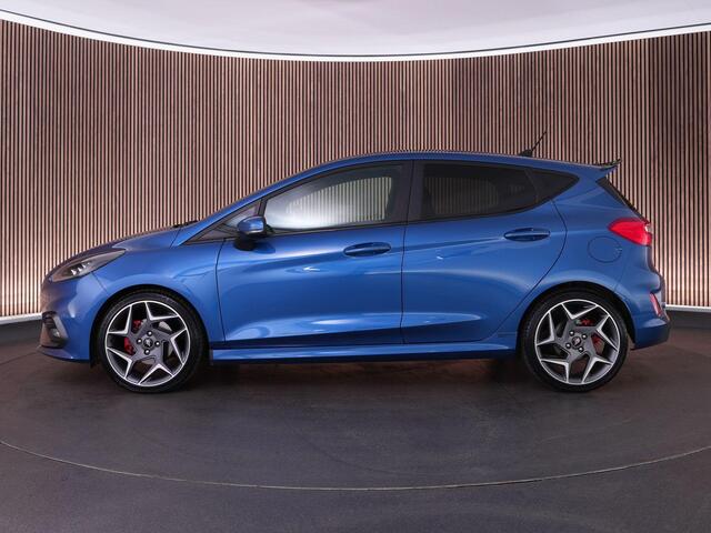 Ford FIESTA ST-3 1.5 200pk |B&O|blind spot|Apple Carplay|parkeercamera|winterpack|LED-koplampen|18-lichtmetalen velgen|