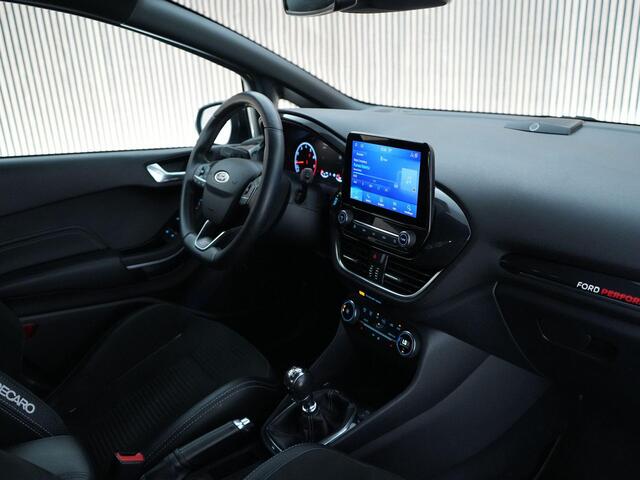 Ford FIESTA ST-3 1.5 200pk PERFORMANCE PACK |Milltek|Maxton|launch control|sper diff|B&O|Apple Carplay|blind spot|cruise control|parkeercamera|19" lichtmetalen velgen|