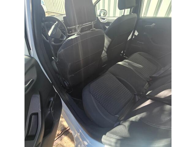 Ford FIESTA 1.0 Ecoboost Titanium Automaat ** winterpakket**