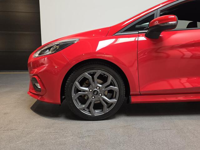 Ford FIESTA 1.0 EcoBoost ST-Line - Stoel en Stuurverwarming - Apple Carplay/Android Auto - Verwarmde voorruit - LED