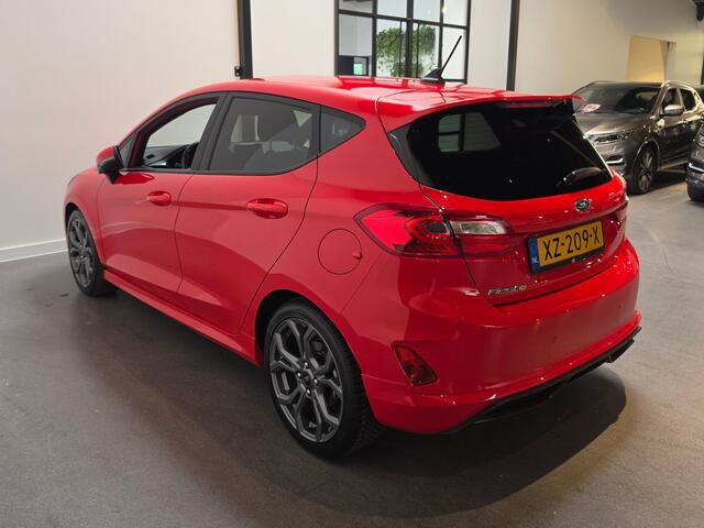 Ford FIESTA 1.0 EcoBoost ST-Line - Stoel en Stuurverwarming - Apple Carplay/Android Auto - Verwarmde voorruit - LED