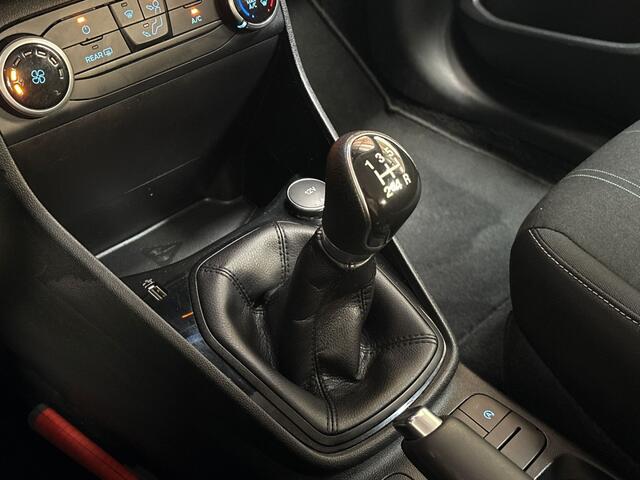 Ford FIESTA 1.1 Sport (APPLE CARPLAY, 17'' LM VELGEN, PARKEERSENSOREN, SPORTSTOELEN, LANE ASSIST, CRUISE, NIEUWE APK, NIEUWSTAAT)