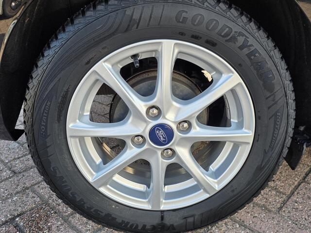 Ford FIESTA 1.0 EcoB.Hy. Tit.X navi, stoel en stuurverw, dodehoek detectie.