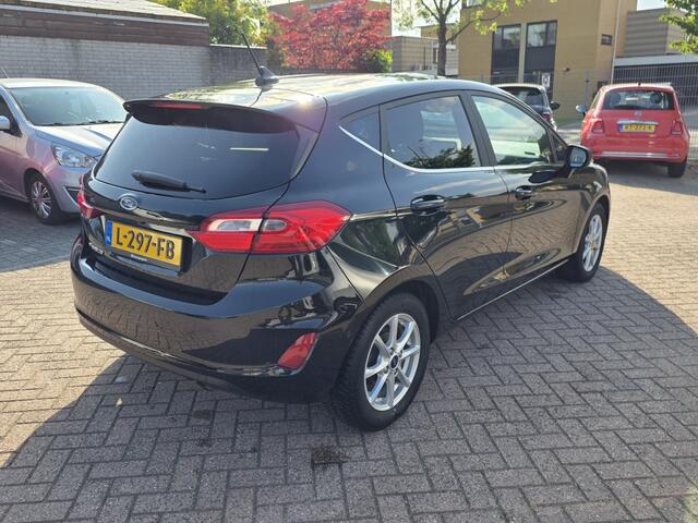 Ford FIESTA 1.0 EcoB.Hy. Tit.X navi, stoel en stuurverw, dodehoek detectie.