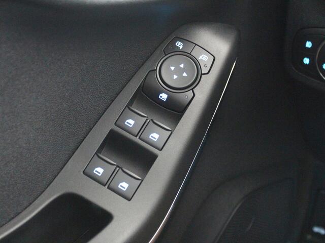 Ford FIESTA 1.0 EcoBoost Hybrid Titanium X | Winter Pack | Winter Pack |