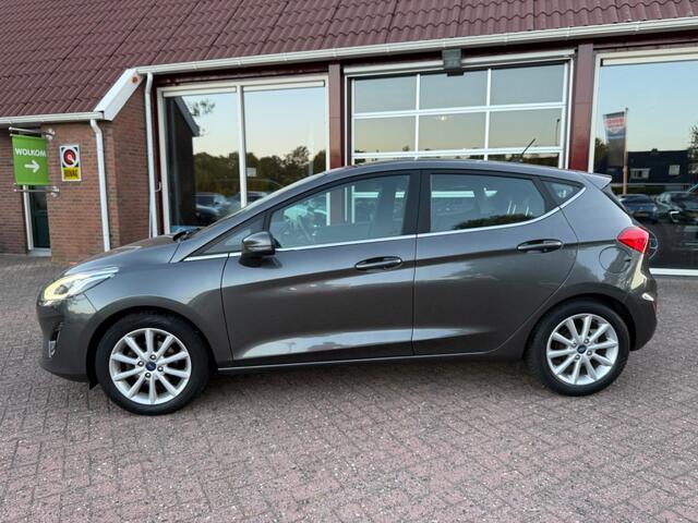 Ford FIESTA 1.0 ECOB. TITANIUM Orig. NL/Navigatie/Cruise Control/Trekhaak