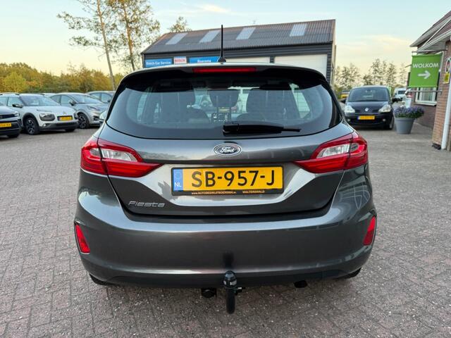 Ford FIESTA 1.0 ECOB. TITANIUM Orig. NL/Navigatie/Cruise Control/Trekhaak