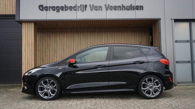 Ford FIESTA 1.0 EcoBoost 146Pk/235Nm ST-Line Black&Red B&O 17inch LM Verlaagd Navi DAB Stoel&Stuurverwarming LED *NL auto*