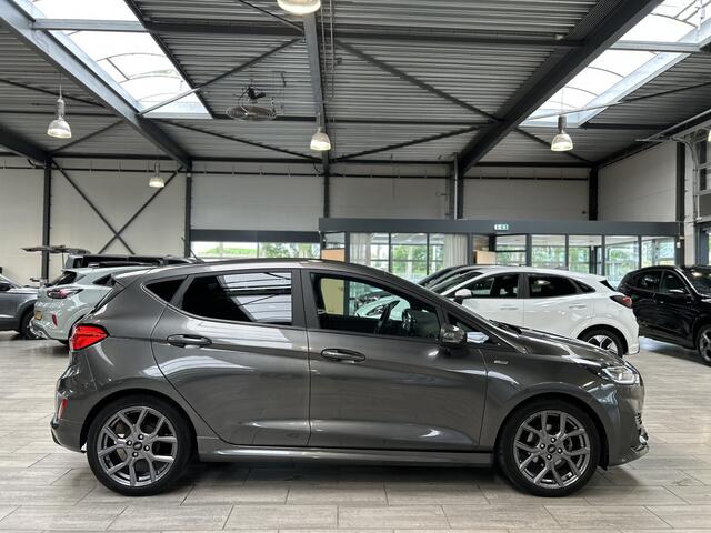 Ford FIESTA EcoBoost Hybrid 125 pk ST-Line | Nw geleverd | Trekhaak | Dealer onderhouden | Winterpack | Cruise control | Apple carplay |