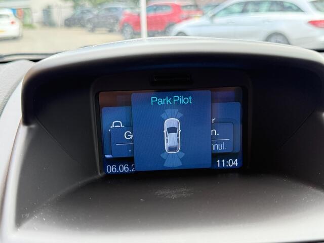 Ford FIESTA 1.0 ECOB. TITANIUM