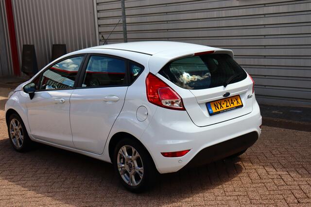 Ford FIESTA 1.0 Style Ultimate O.a: Airco, Cruise, Navi, PDC, Bluetooth, Rijklaar, Etc. All-in prijs!