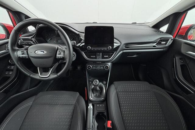 Ford FIESTA 95pk Titanium Touchscreen Climat Cruise Winter pack Parkeersensoren Dealeronderhouden