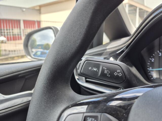 Ford FIESTA 1.1 Trend 5drs | Navi | Cruise | DAB