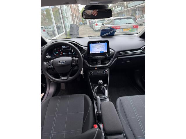 Ford FIESTA 1.1 Trend NAVI PDC CRUISE CONTROLE