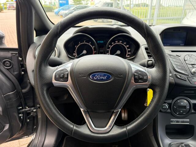Ford FIESTA 1.0 EcoB. ST Line