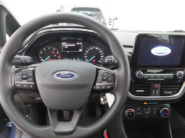 Ford FIESTA 85pk Trend Navigatie Voorruitverwarming Cruise control Apple CarPlay Parkeersensoren Dealeronderhouden
