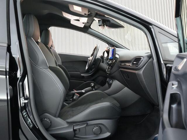 Ford FIESTA ST-3 1.5 200pk PERFORMANCE PACK |Milltek dual outlet|Maxton|Sparco 18"|Revo intake|EBC remmerij|Cobra suspensions|launch control|sper diff|B&O|Apple Carplay|parkeercamera|winterpack|