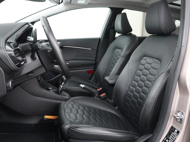 Ford FIESTA 1.0 EcoBoost Vignale | Panoramadak | Carplay | Lederen bekleding | Camera | Adaptive Cruise | Navigatie | Stoel & stuurverwarming | LM | B&O Geluidsinstallatie | DAB