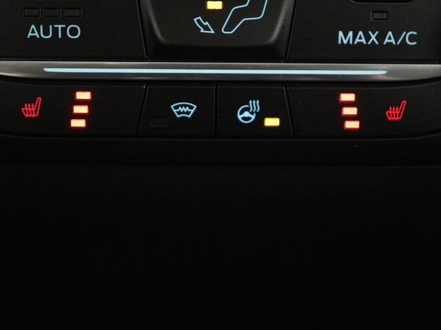Ford FIESTA 1.0 EcoBoost Vignale | Panoramadak | Carplay | Lederen bekleding | Camera | Adaptive Cruise | Navigatie | Stoel & stuurverwarming | LM | B&O Geluidsinstallatie | DAB