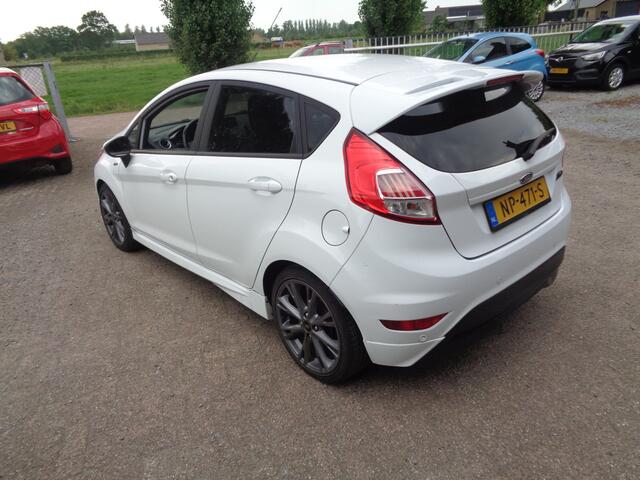 Ford FIESTA 1.0 EcoBoost ST Line Ecc, Lm Velgen, navigatie, pdc achter