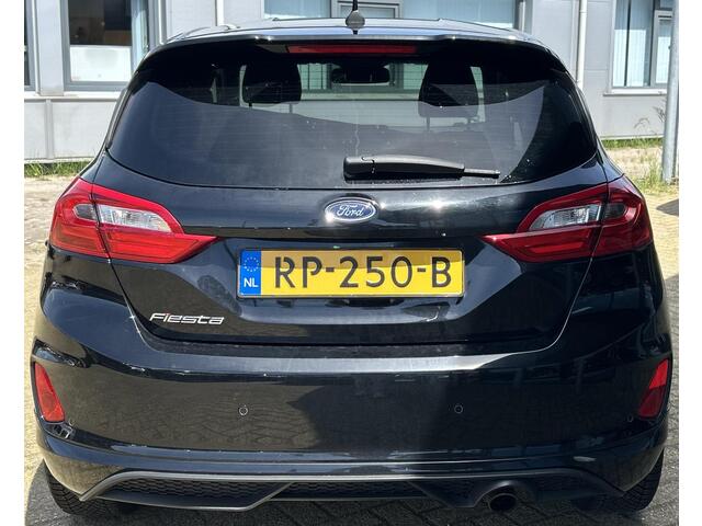 Ford FIESTA 1.0 EcoBoost ST-Line 101PK | NL AUTO | Navigatie | Parkeersensoren | Climate Control | Cruise Control | 18 Inch | Voorruitverwarming | 2 Sleutels |