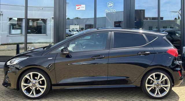 Ford FIESTA 1.0 EcoBoost ST-Line 101PK | NL AUTO | Navigatie | Parkeersensoren | Climate Control | Cruise Control | 18 Inch | Voorruitverwarming | 2 Sleutels |