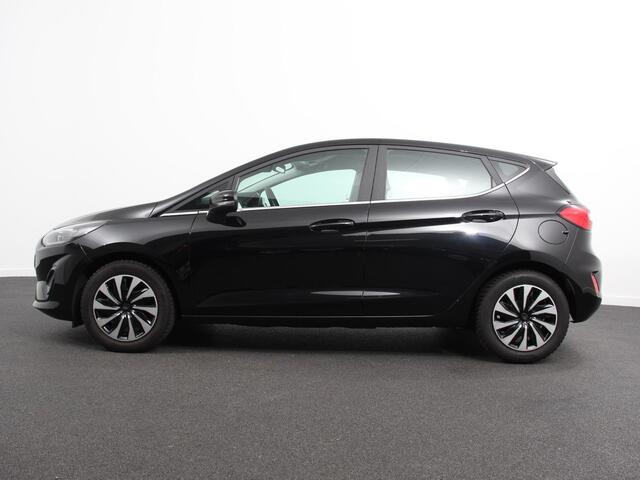 Ford FIESTA 1.0 125pk Titanium Navigatie Climate control Led Parkeer sensoren Lichtmetalen velgen Cruise Control Stoelverwarming Bluetooth