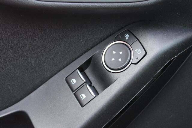 Ford FIESTA 1.0 EcoBoost Connected Led/AppleAndroid Incl garantie!!