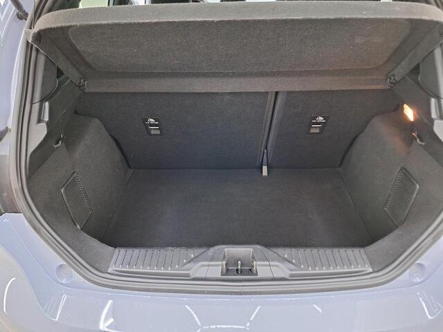 Ford FIESTA 95pk ST-Line X Navi B&O Camera Winter pack Full LED Koplampen Privacy Glass Dealeronderhouden