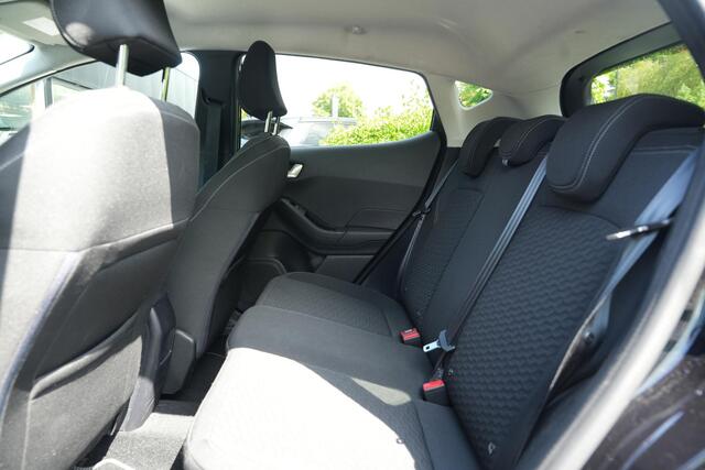 Ford FIESTA 1.0 EcoBoost Hybrid Titanium