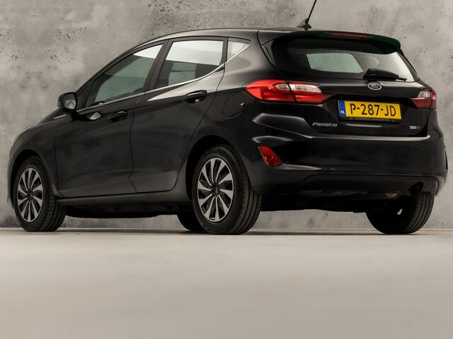 Ford FIESTA 1.0 EcoBoost Hybrid Titanium Sport (APPLE CARPLAY, GROOT NAVI, CLIMATE, PARKEERSENSOREN, SPORTSTOELEN, LM VELGEN, CRUISE, NIEUWSTAAT)