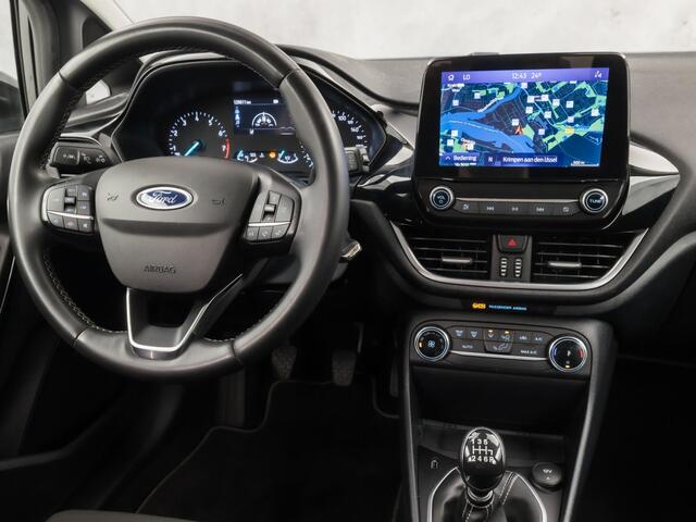 Ford FIESTA 1.0 EcoBoost Hybrid Titanium Sport (APPLE CARPLAY, GROOT NAVI, CLIMATE, PARKEERSENSOREN, SPORTSTOELEN, LM VELGEN, CRUISE, NIEUWSTAAT)