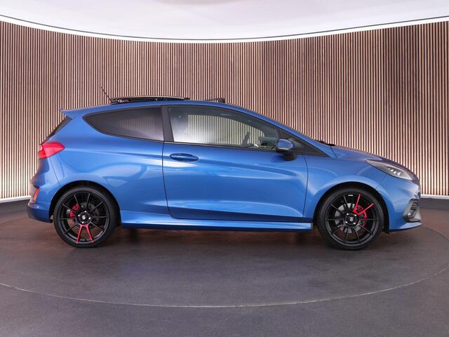 Ford FIESTA ST-3 1.5 200pk PERFORMANCE PACK |Milltek|18" LMV Sparco|launch control|sper diff|pano|B&O|Apple Carplay|parkeercamera|cruise control|winterpack|