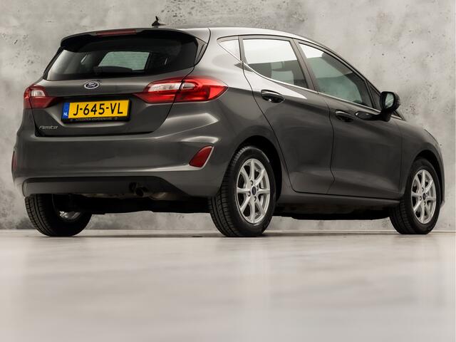 Ford FIESTA 1.0 EcoBoost Titanium (APPLE CARPLAY, GROOT NAVI, CLIMATE, SPORTSTOELEN, LM VELGEN, PARKEERSENSOREN, NIEUWSTAAT)