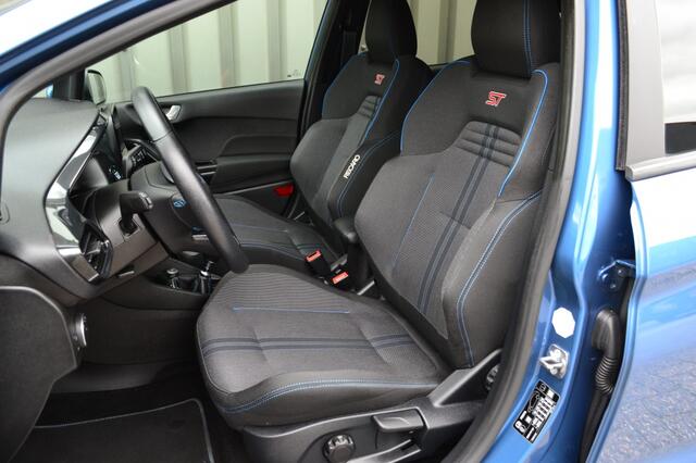 Ford FIESTA 1.5 ST 200PK LED/Carplay/Recaro/Performance