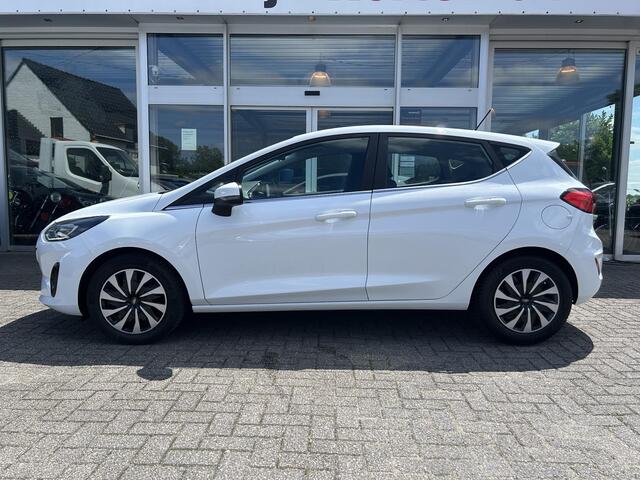 Ford FIESTA 1.0 EcoBoost Hybrid Titanium /cruise control/airco/digitaal dealer onderhouden/nieuwstaat.