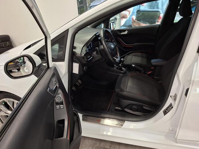 Ford FIESTA 1.0 EcoBoost ST-Line * Winter Pack * Navigatie * Cruise Control *
