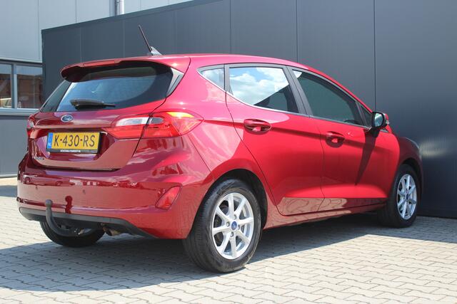 Ford FIESTA 1.0 EcoBoost Titanium | Incl. 12 maanden garantie | Parkeersensoren | Bluetooth | Cruise control | Climate control | Lane assist | Airco | Lichtmetalen velgen