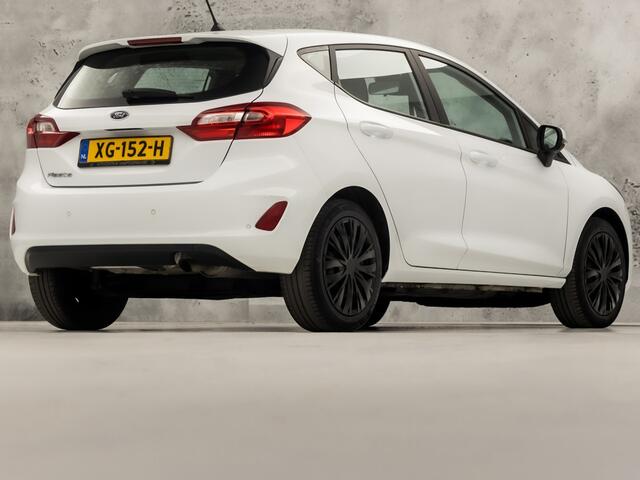Ford FIESTA 1.1 Sport (APPLE CARPLAY, GROOT NAVI, PARKEERSENSOREN, SPORTSTOELEN, CRUISE, LANE ASSIST, NIEUWSTAAT)